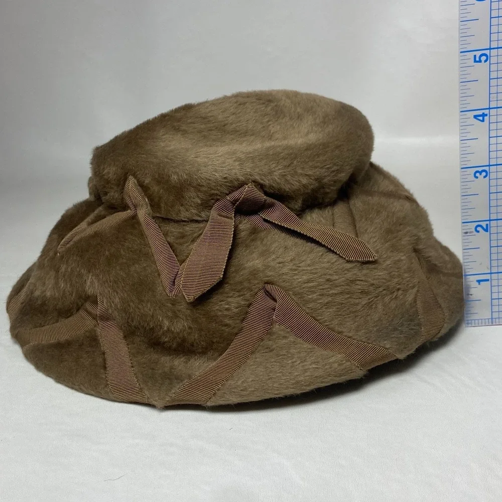 VTG Swanson Hattie Carnegie Faux Fur Brown Cloche Hat w/ 2 Matching Hat Pins 50s - Picture 7 of 7